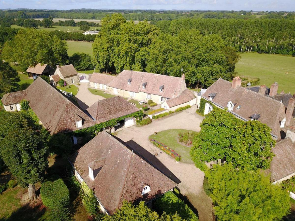 Gite Charmant Avec Piscine Chauffee, Tennis Et Jardin Pres De Beaumont-Sur-Sarthe - Fr-1-410-214 Villa Maresche Luaran gambar